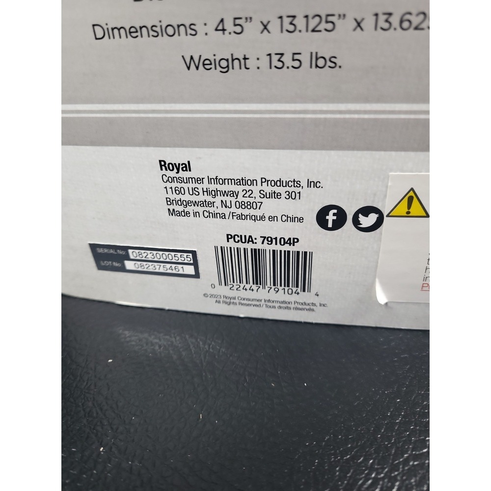 Royal Classic Manual Typewriter Black Open Box New Condition*sealed Inside Box - Picture 13 of 14